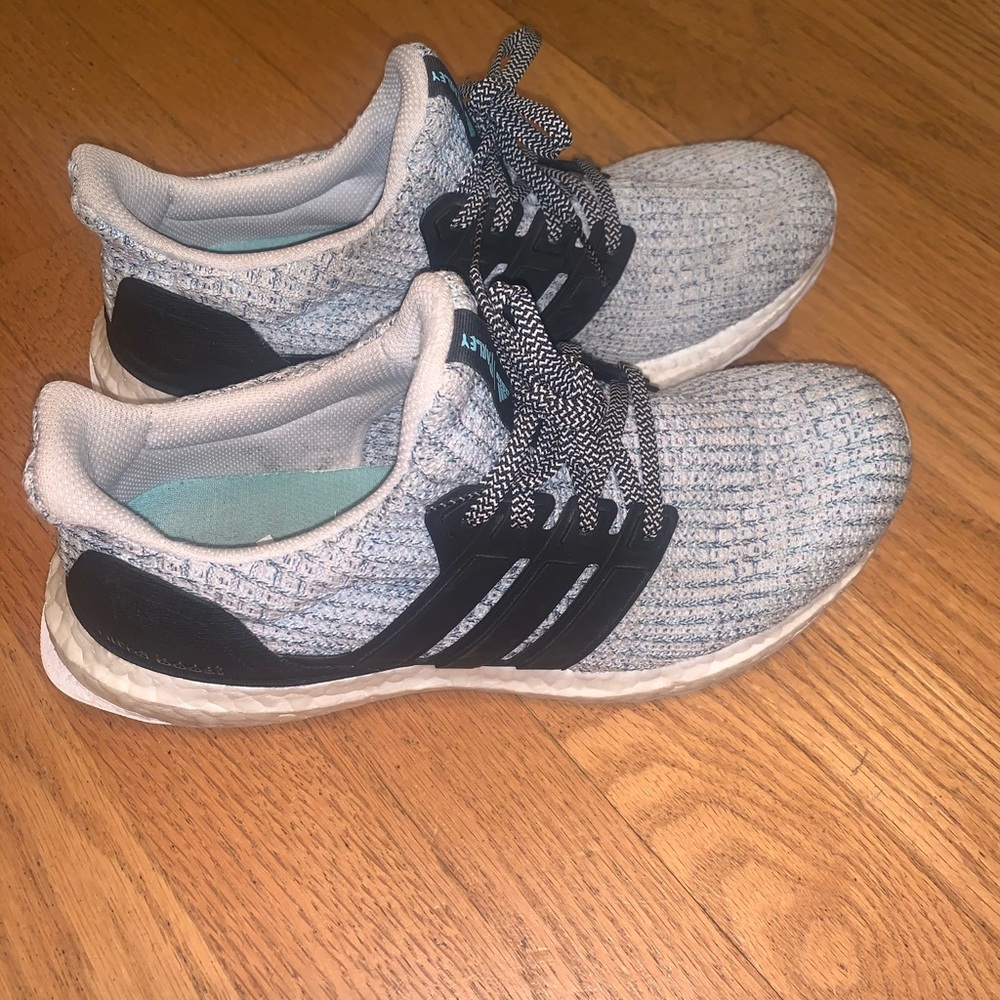 Adidas Ultraboost size 7.5
